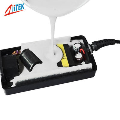 Witte kleur Twee verbinding 2.8W/m-K Thermisch geleidende verbinding voor LED- en Power Drive-putting