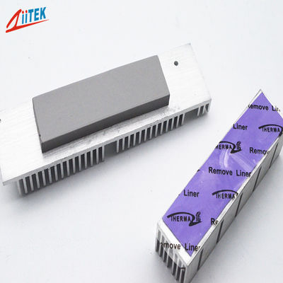 Elektrisch geïsoleerd thermisch pad 8,0 W Thermisch geleidend siliciumpad Thermisch beheermateriaal