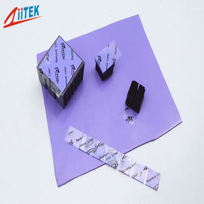 Premium zachte 2,5 W blauwviolette siliconen thermische pad voor elektronische apparatuur