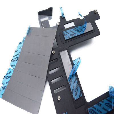 Zelfklevend grijs thermisch siliconen geleidend kussen 7,5 W voor AI-processors AI-servers Warmteafvoer