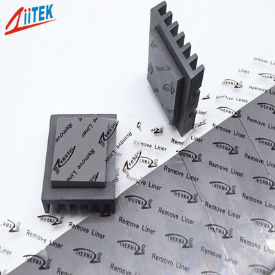 China Fabriek Donkergrijs Dichtheid 3,5 g / CM³ Thermisch geleidend pad-40 tot 160 ℃ Geleidbaarheid 8,0 W voor displaykaart