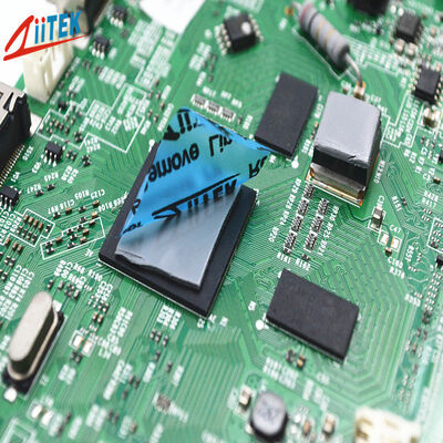 5,0 W grijze thermische interface siliconen thermische pad met vlamvertragende eigenschappen voor auto- en industriële elektronica